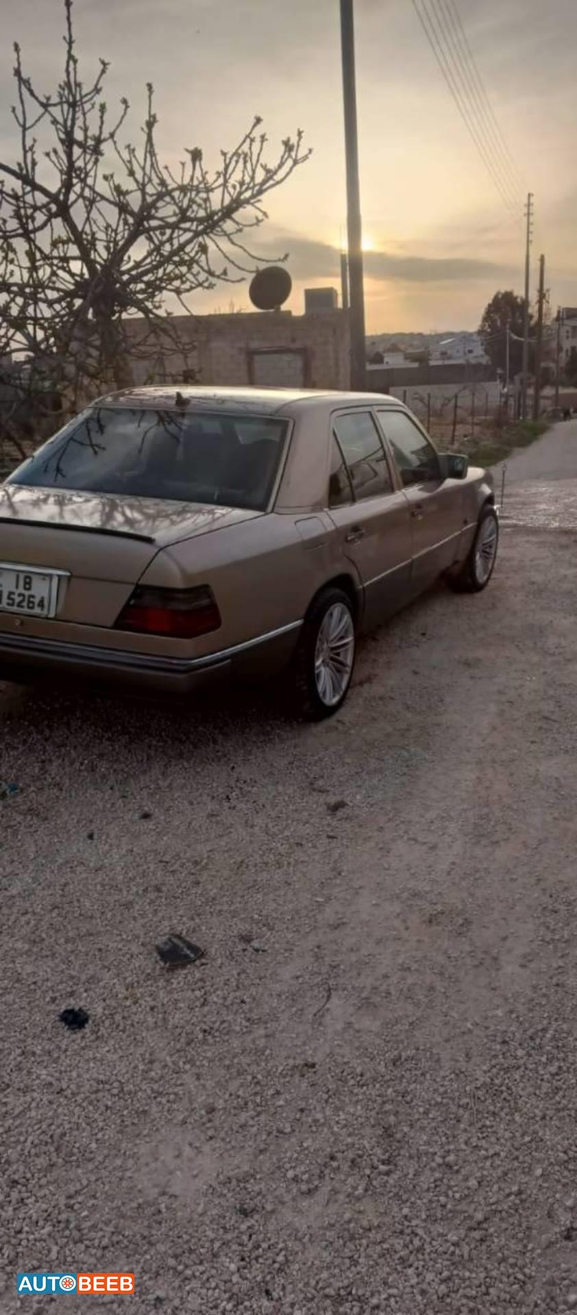 مرسيدس بنز E200 1992