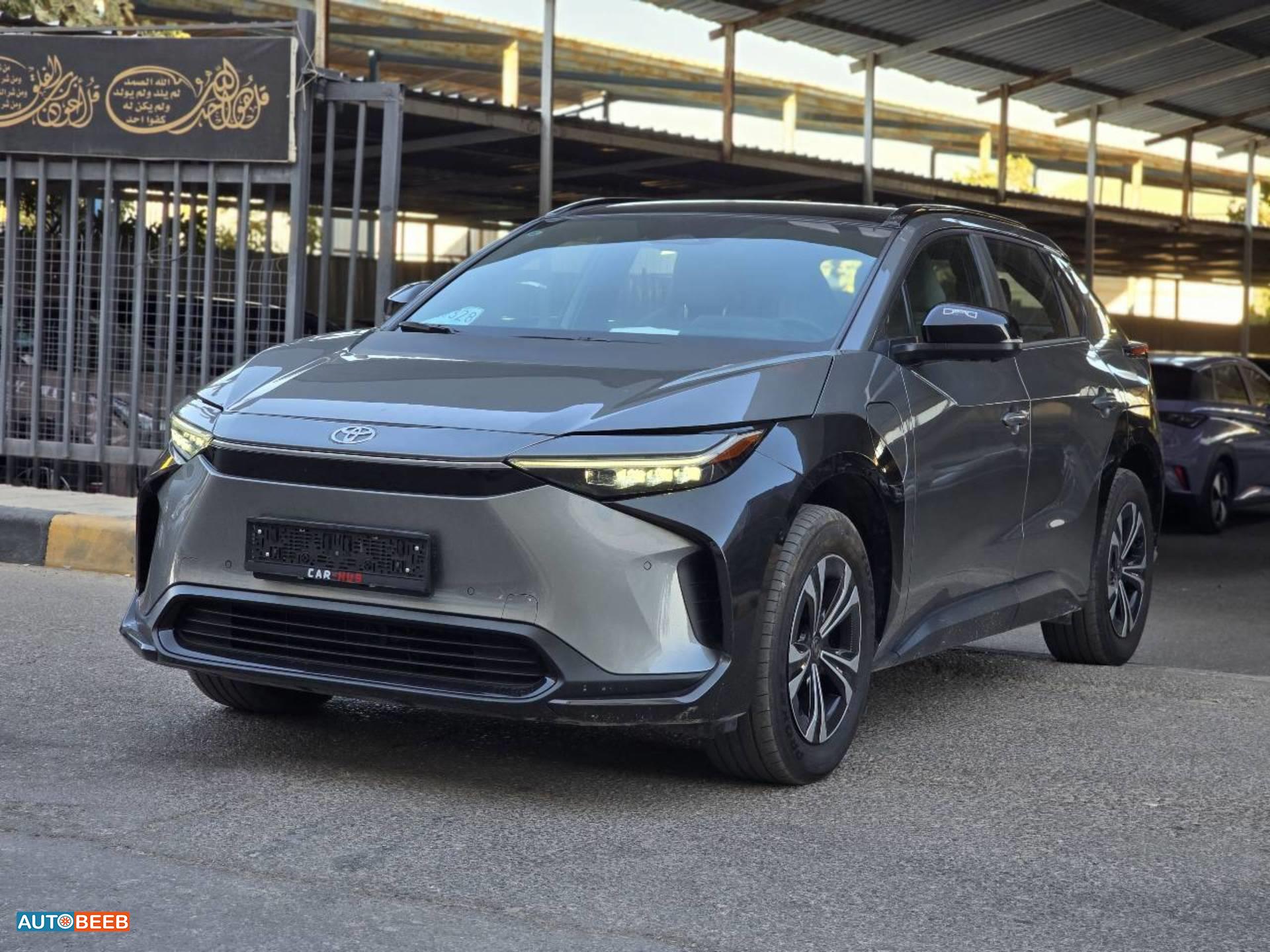 تويوتا bZ4X 2022