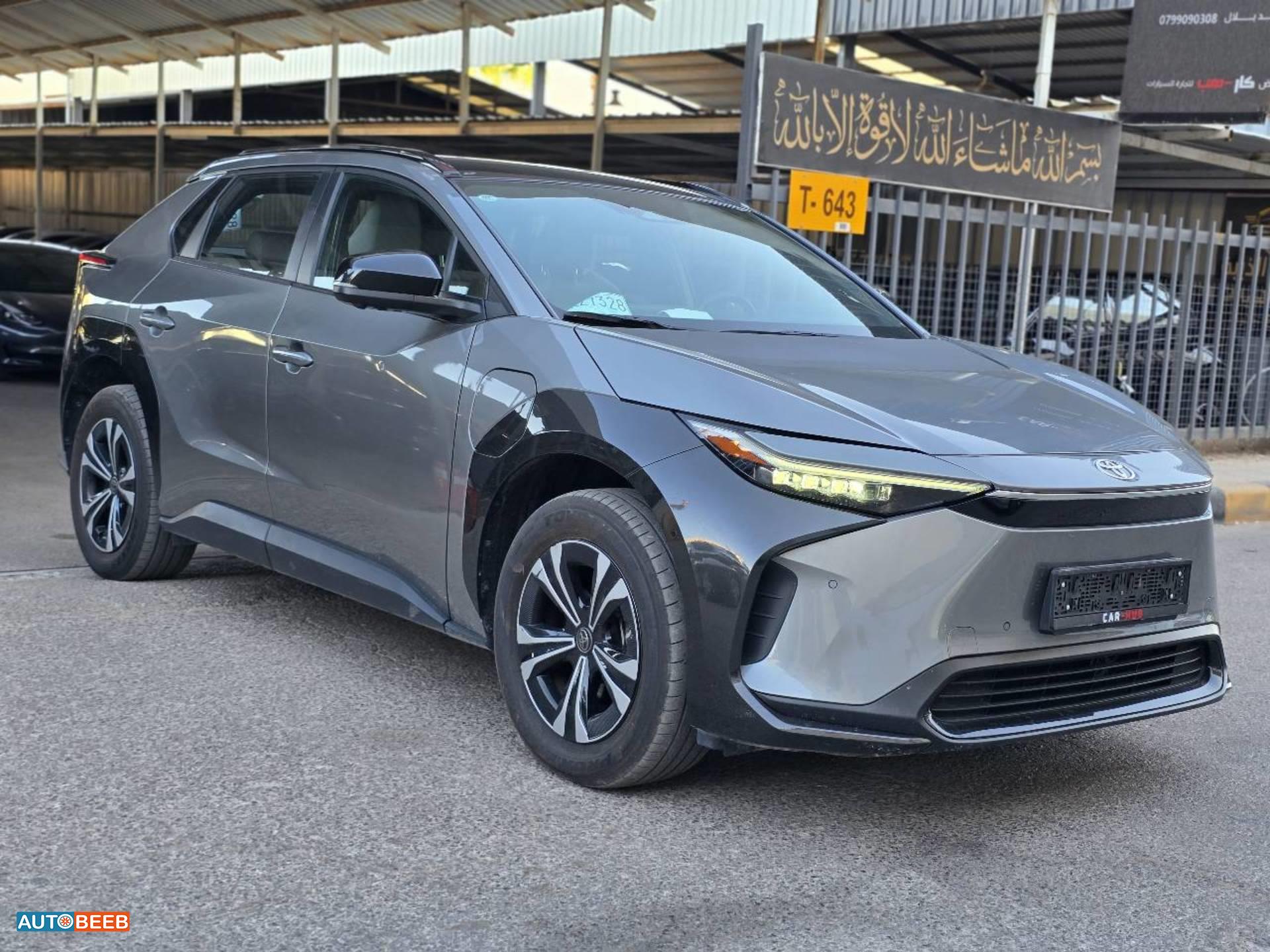 تويوتا bZ4X 2022