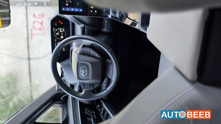 تويوتا bZ4X 2022