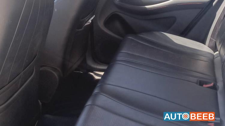 بي واي دي E2 2023