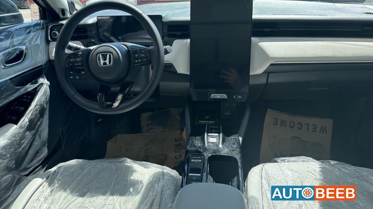 هوندا e:NS1 2023