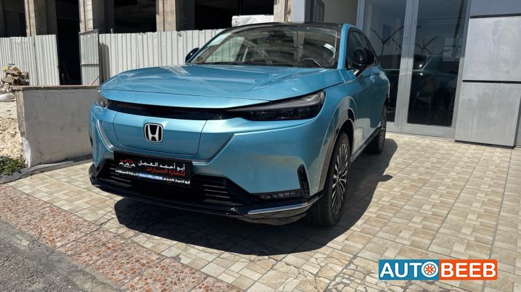 هوندا e:NS1 2023