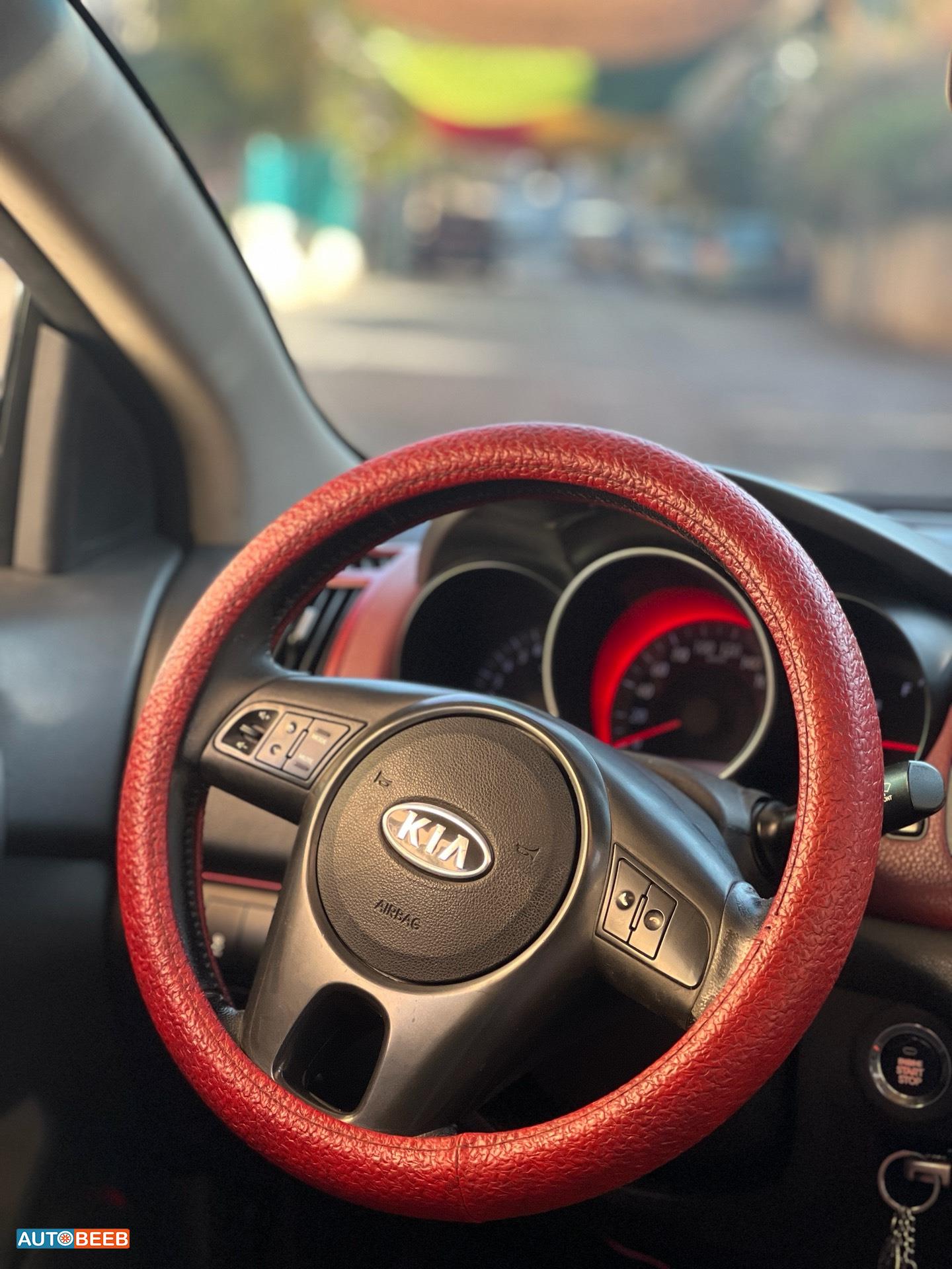 كيا فورتي 2010