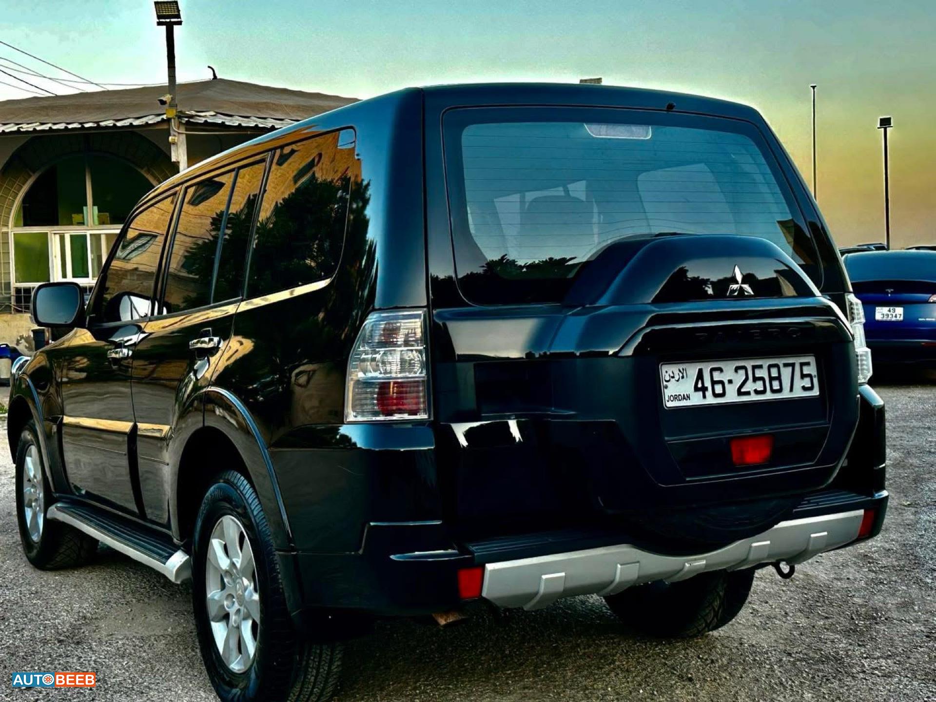 Mitsubishi Pajero 2016