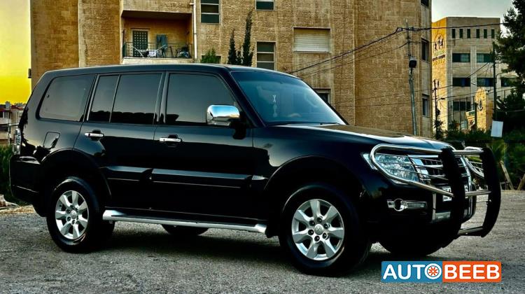 Mitsubishi Pajero 2016