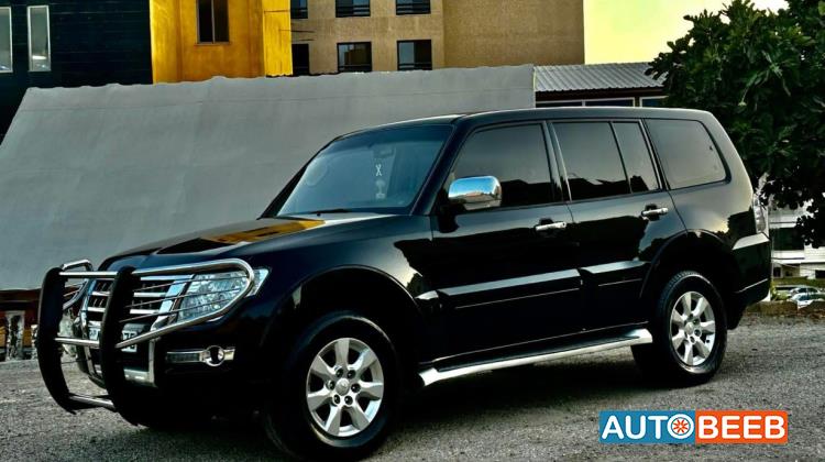 Mitsubishi Pajero 2016