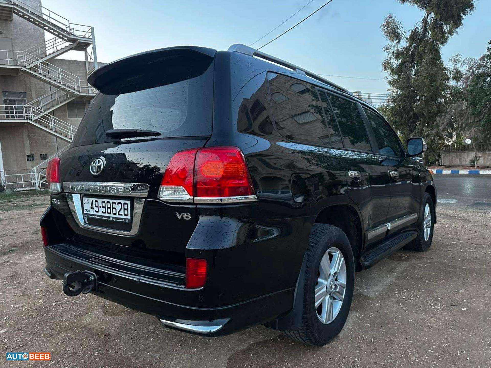 Toyota Land Cruiser 2014