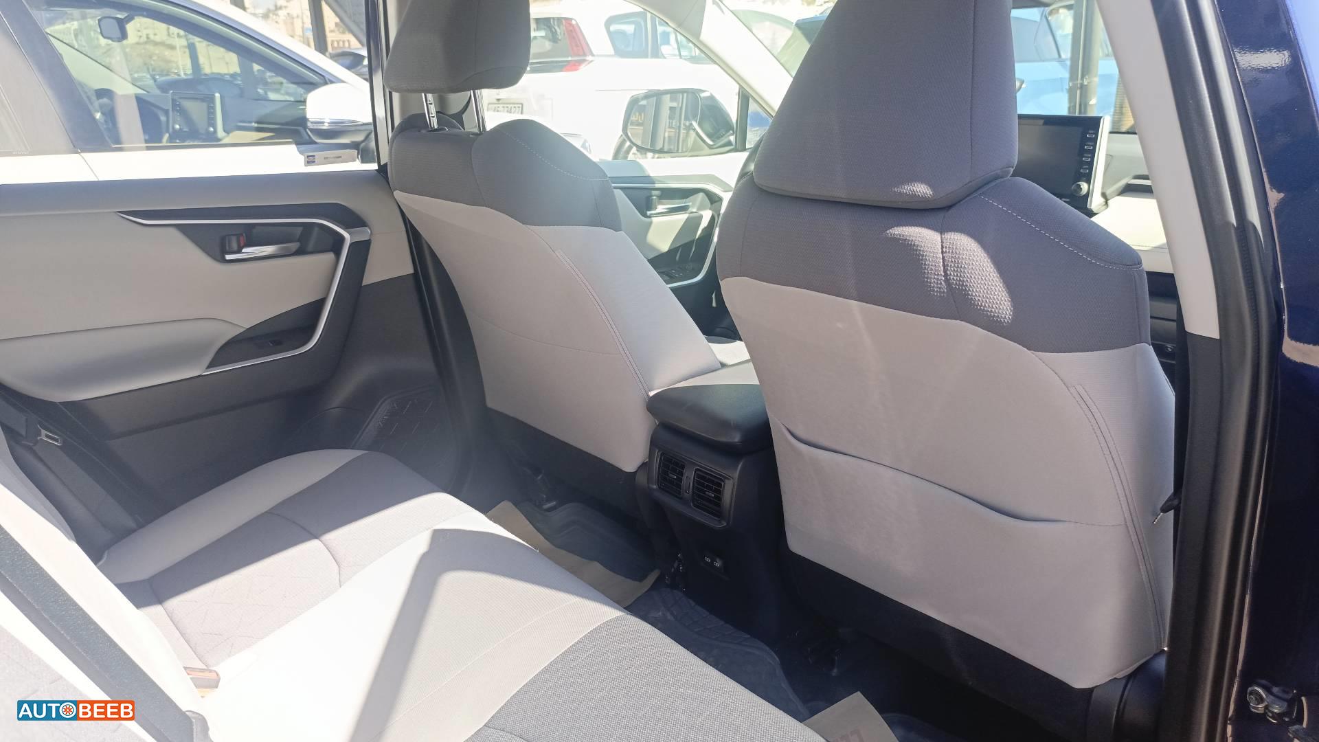 تويوتا راف فور 2022