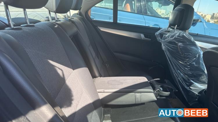 مرسيدس بنز C200 2014