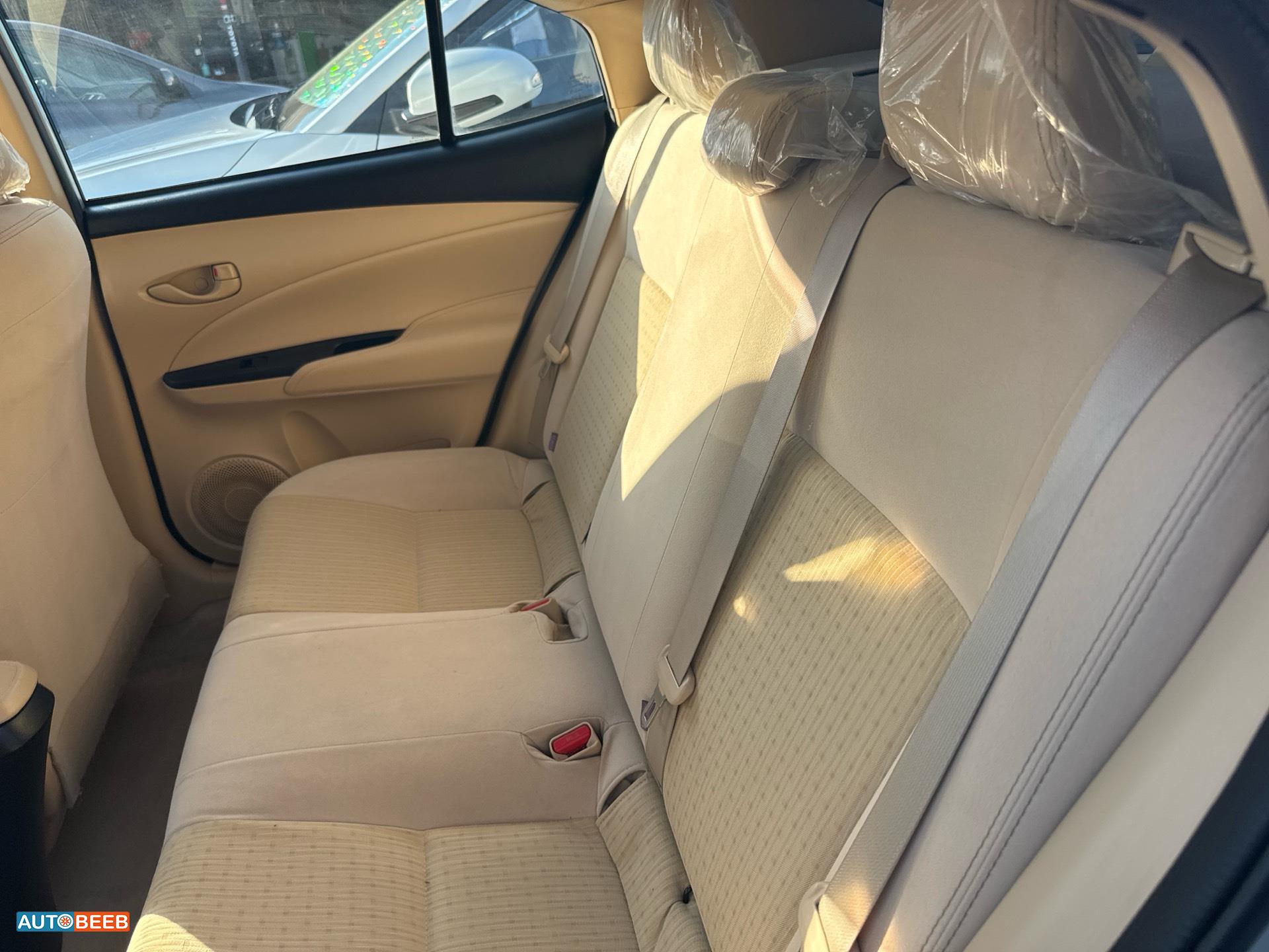 تويوتا ياريس 2022