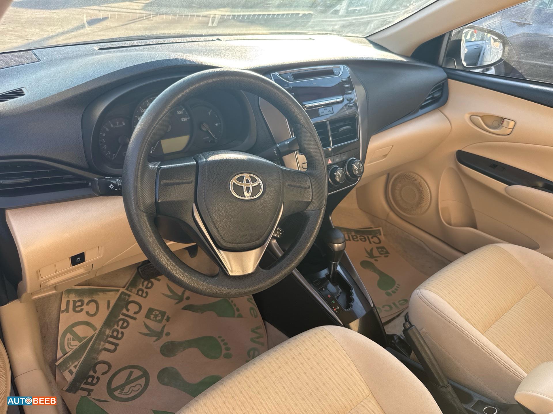 تويوتا ياريس 2022