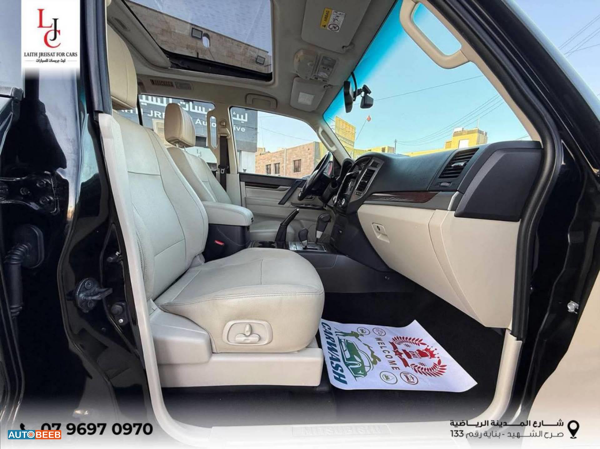 Mitsubishi Pajero 2022