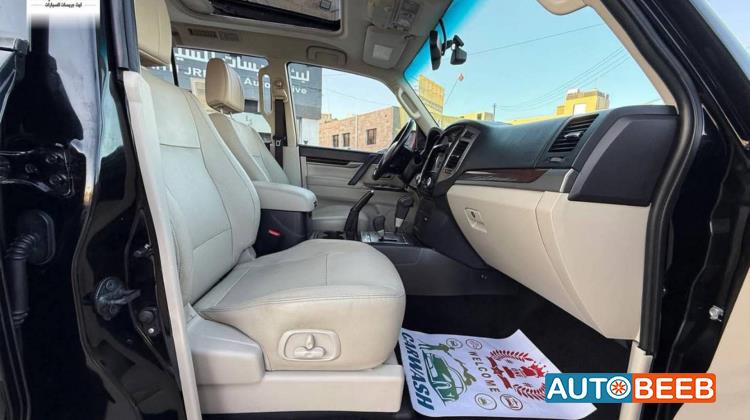 Mitsubishi Pajero 2022