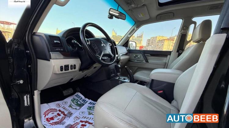 Mitsubishi Pajero 2022