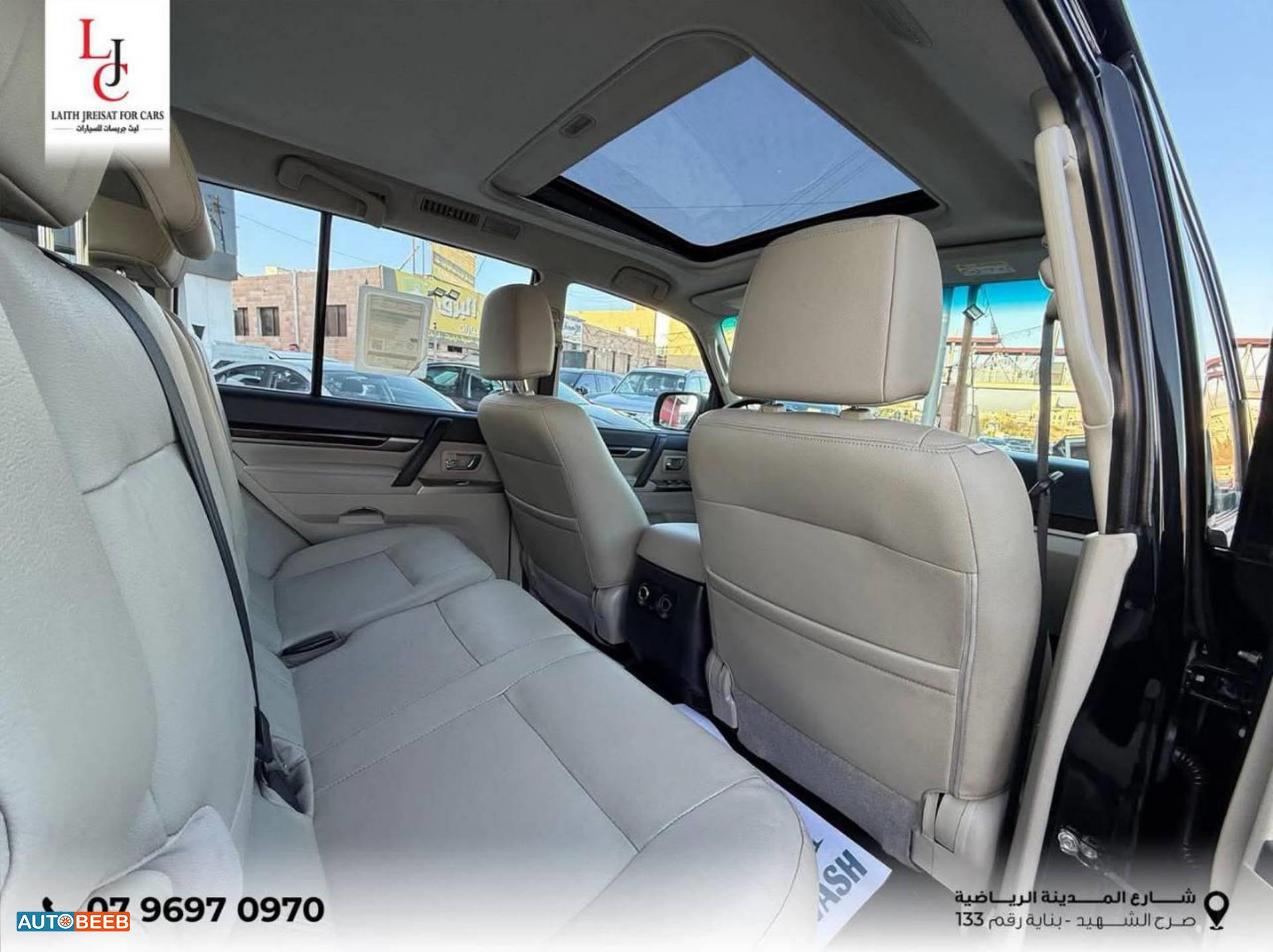 Mitsubishi Pajero 2022