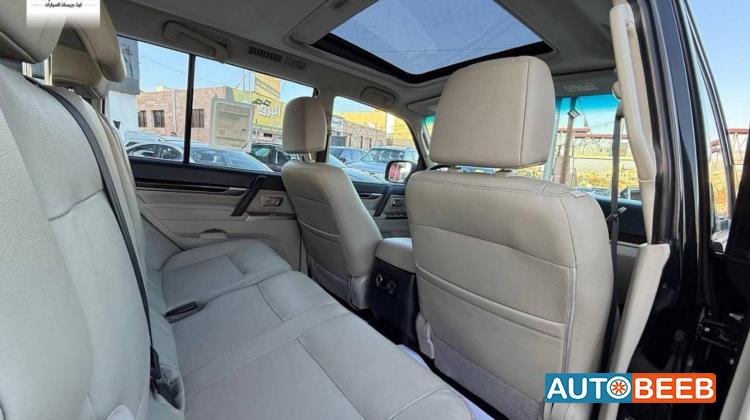 Mitsubishi Pajero 2022