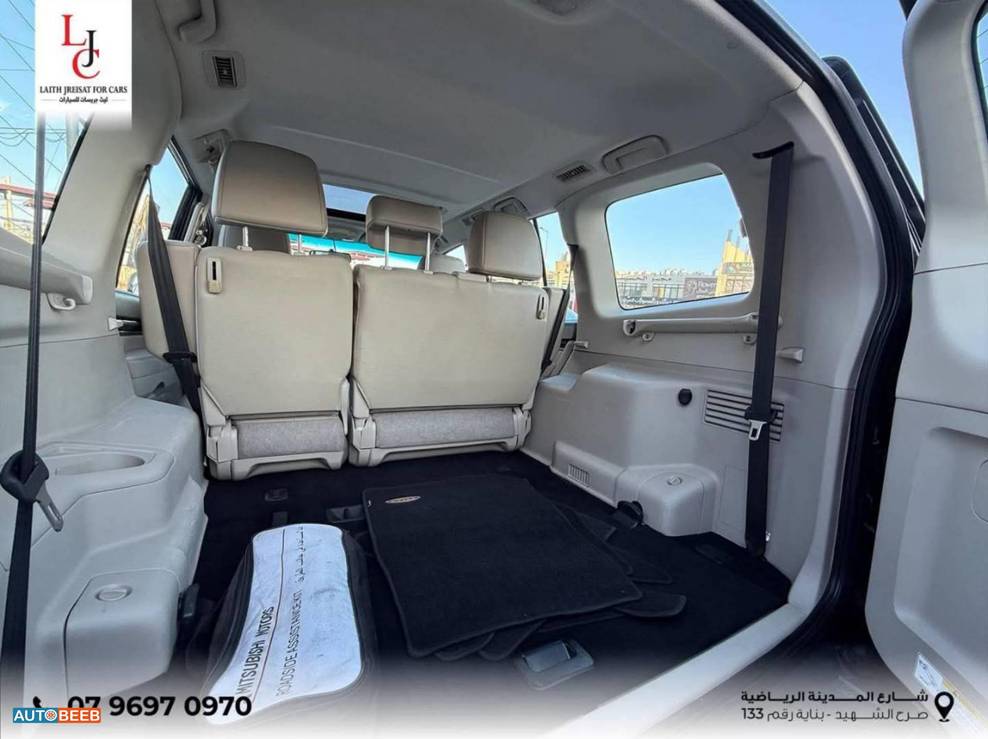 Mitsubishi Pajero 2022