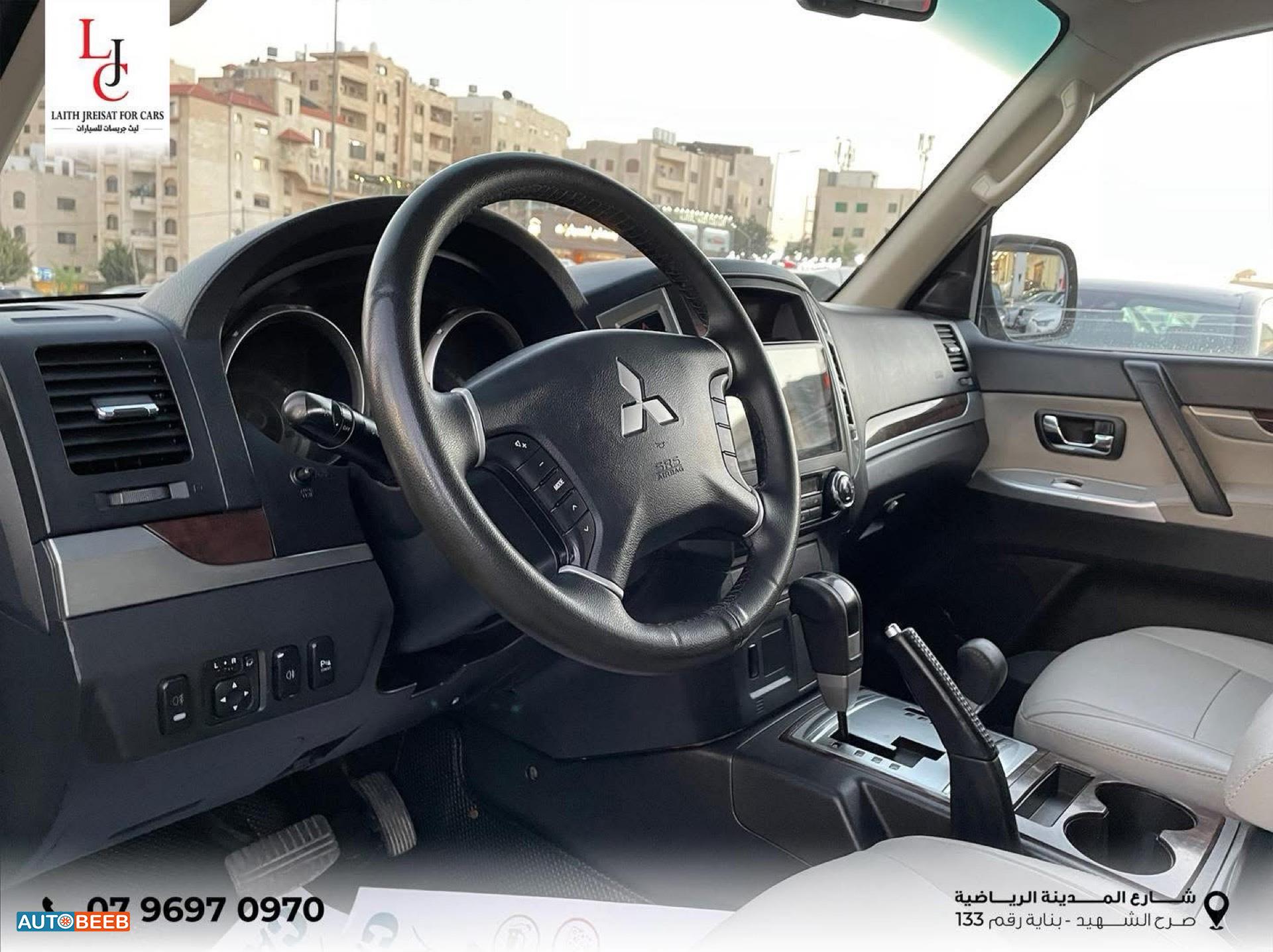 Mitsubishi Pajero 2015