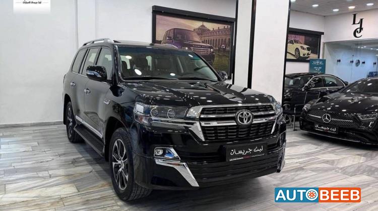 تويوتا لاندكروزر 2021
