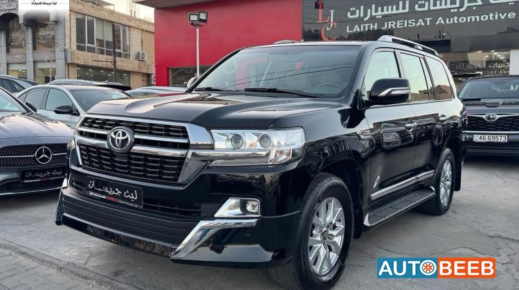 تويوتا لاندكروزر 2021