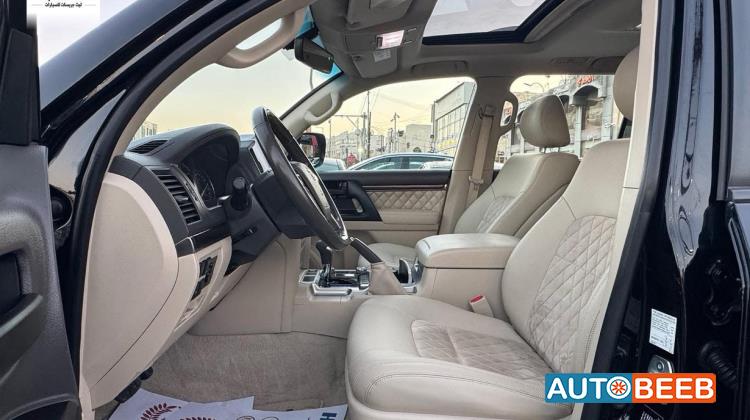 تويوتا لاندكروزر 2021