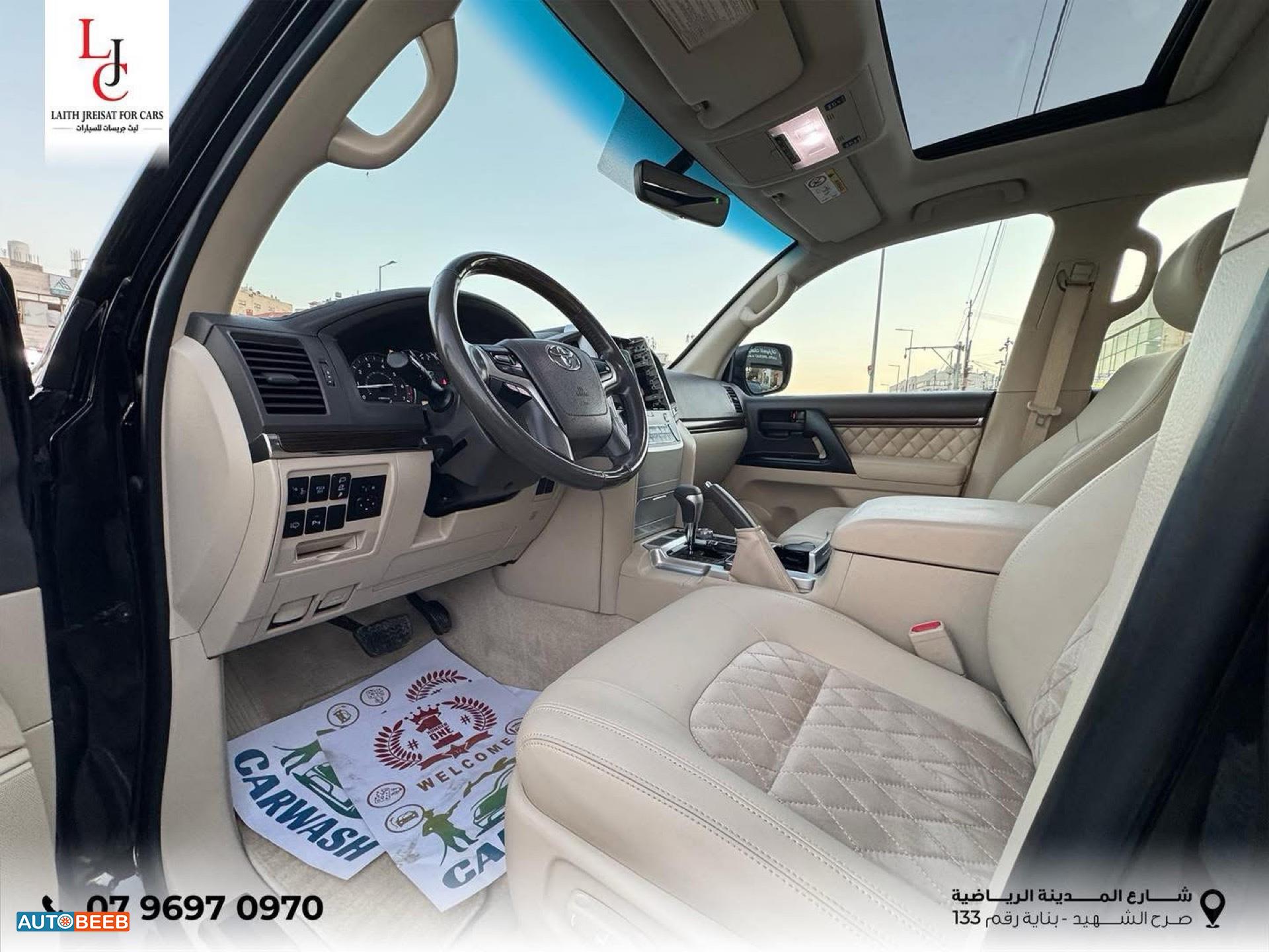 تويوتا لاندكروزر 2021