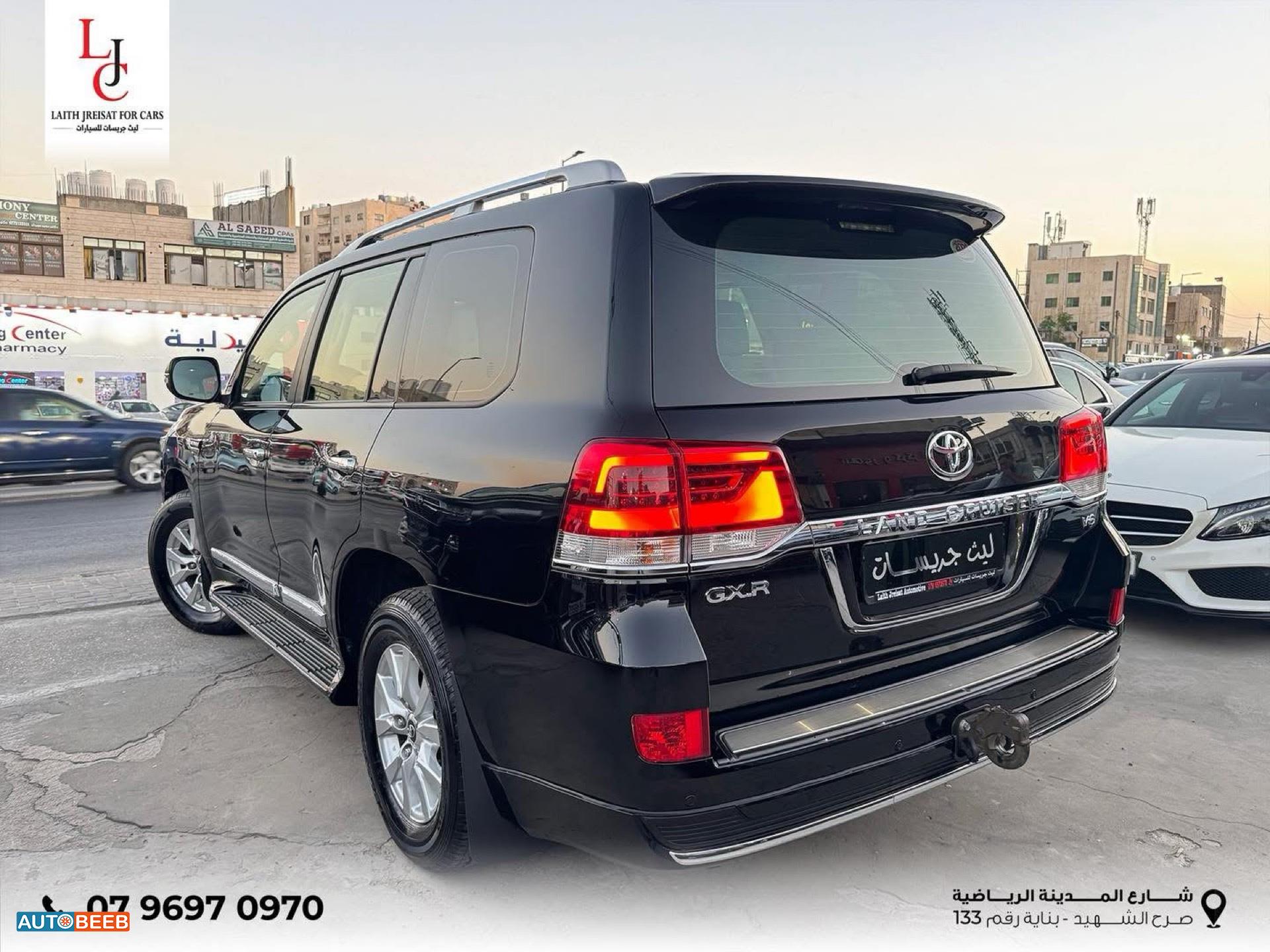 تويوتا لاندكروزر 2021