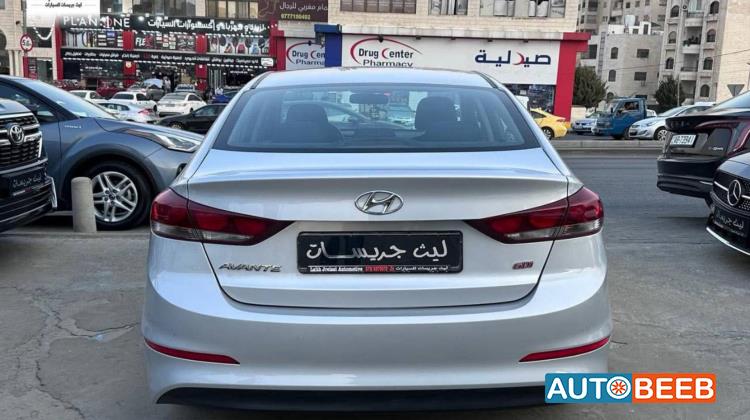 هيونداي افانتي 2017