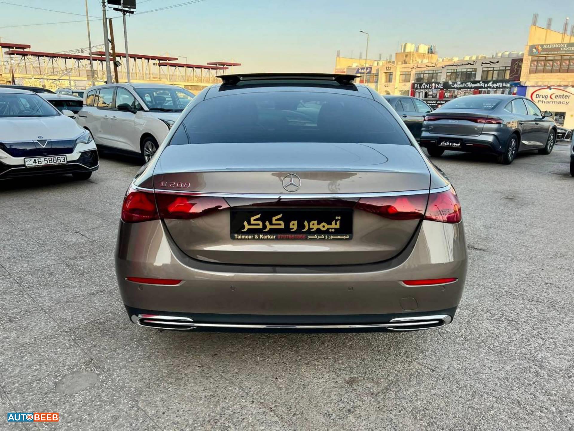 Mercedes Benz E200 2024