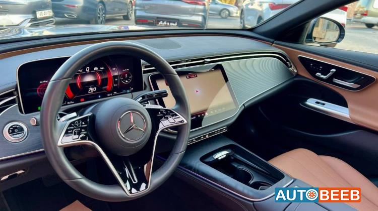 Mercedes Benz E200 2024
