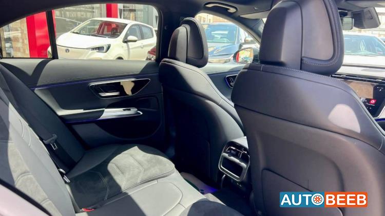 Mercedes Benz E200 2024