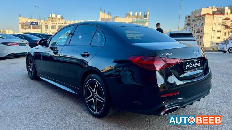 Mercedes Benz C180 2024