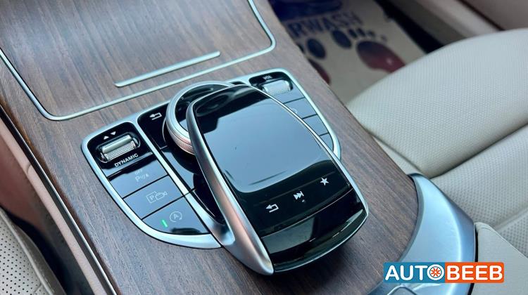 مرسيدس بنز C200 2019