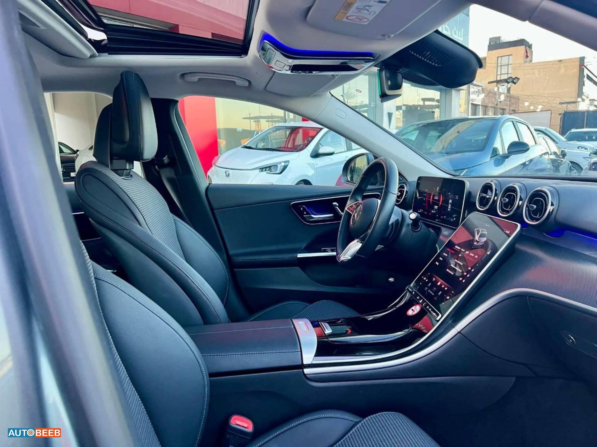 Mercedes Benz C180 2024