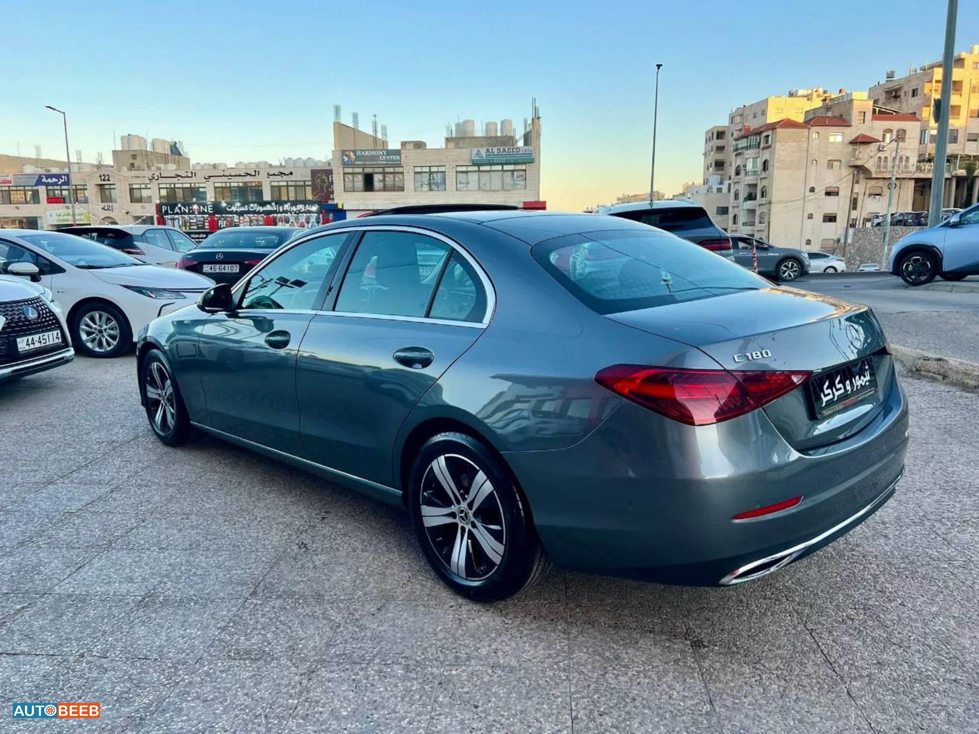 Mercedes Benz C180 2024