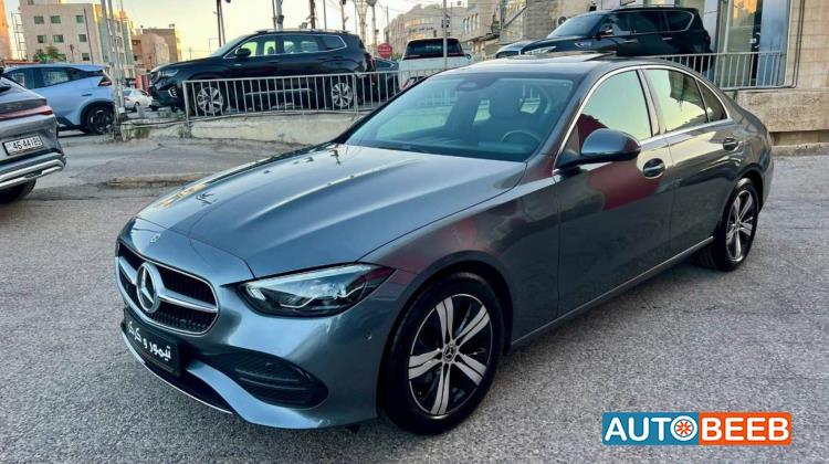 Mercedes Benz C180 2024