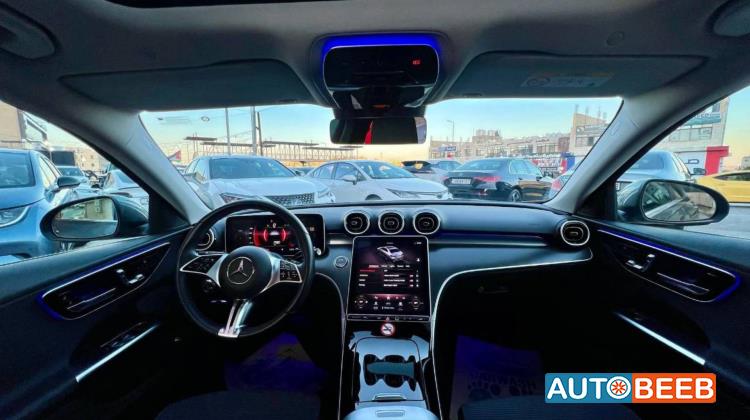 Mercedes Benz C180 2024