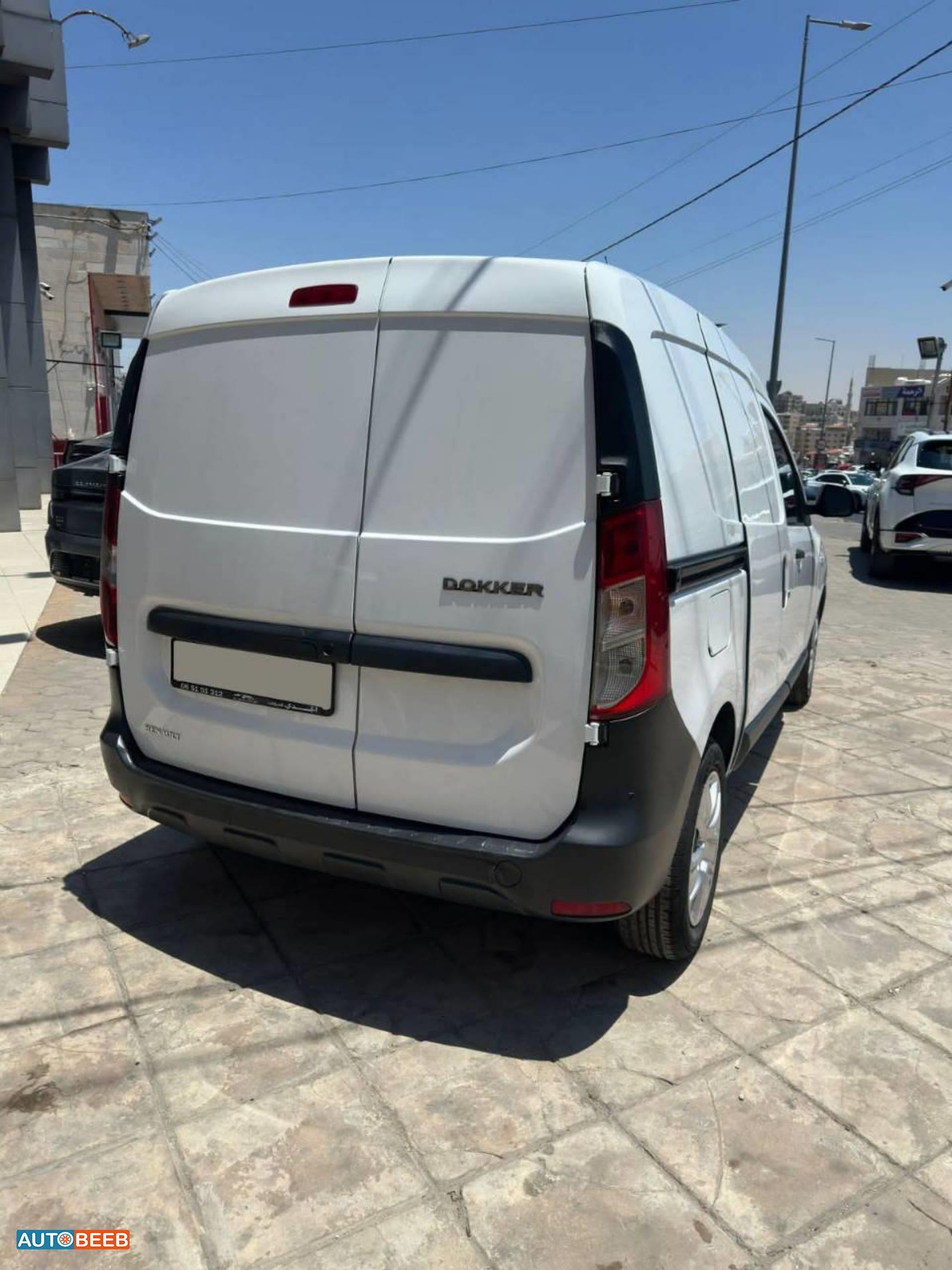 رينو دوكر 2022