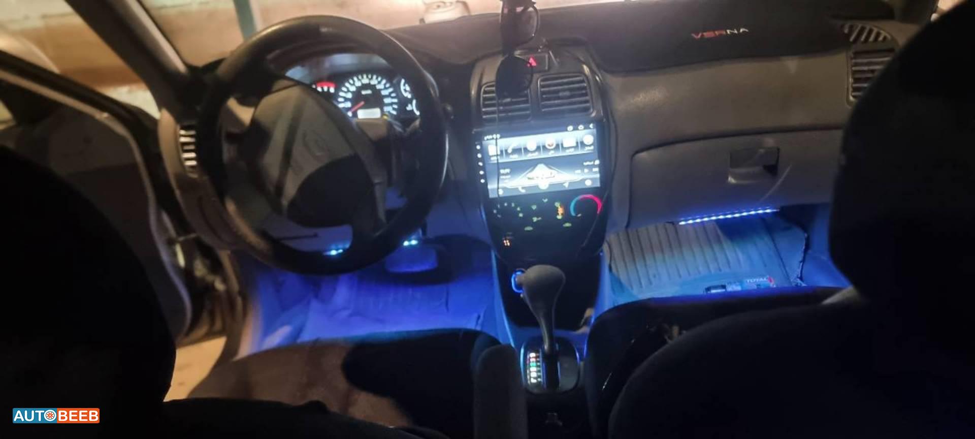 هيونداي فيرنا 2002