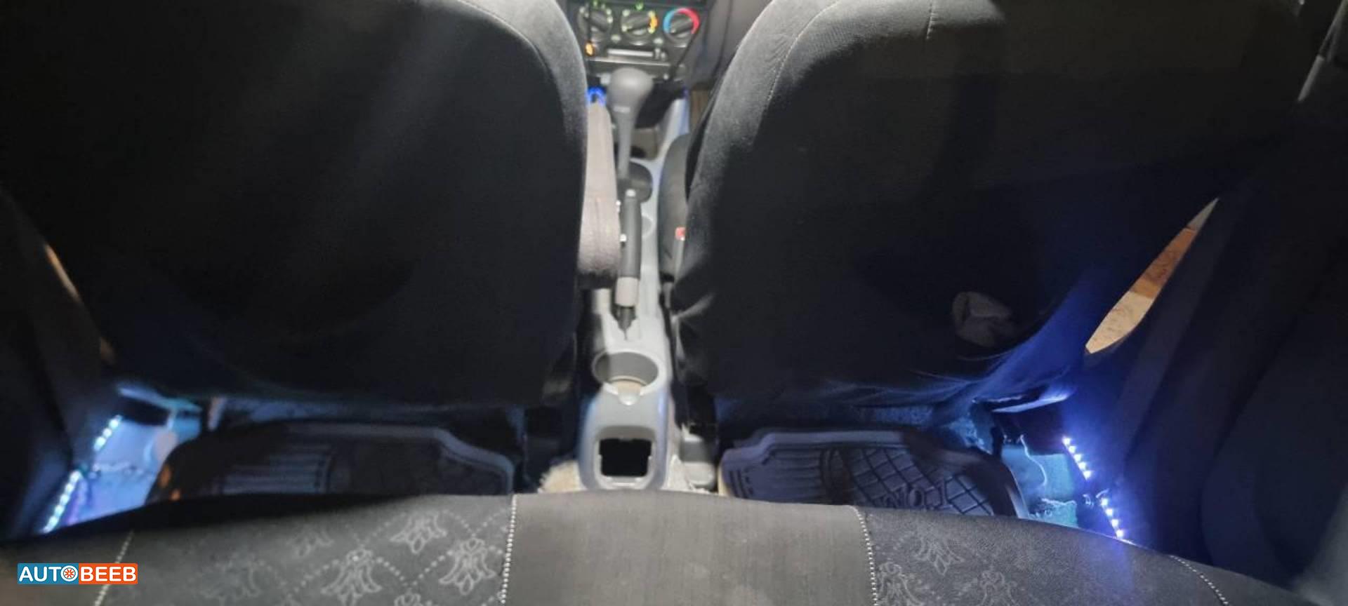 هيونداي فيرنا 2002