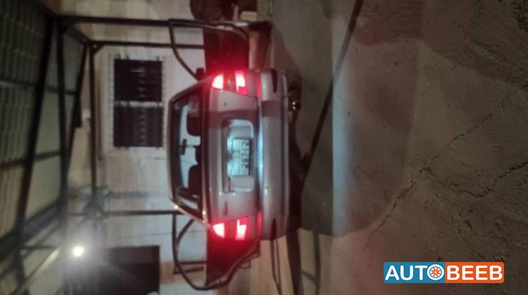 هيونداي فيرنا 2002