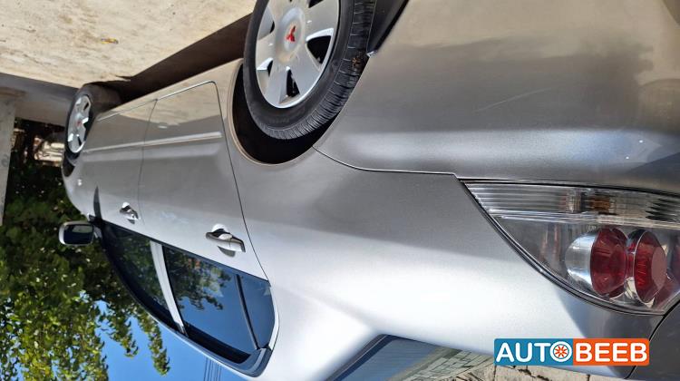 Mitsubishi Lancer 2005