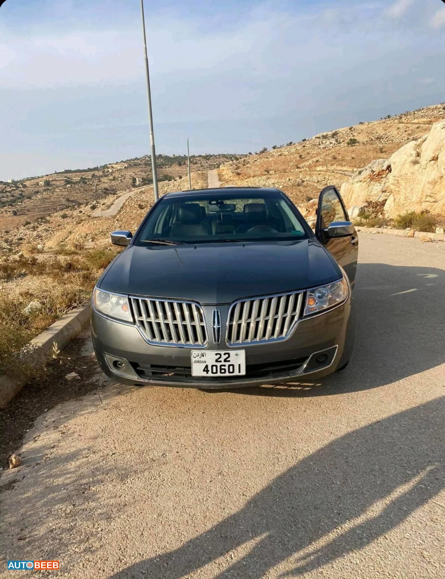 Lincoln MKS 2012