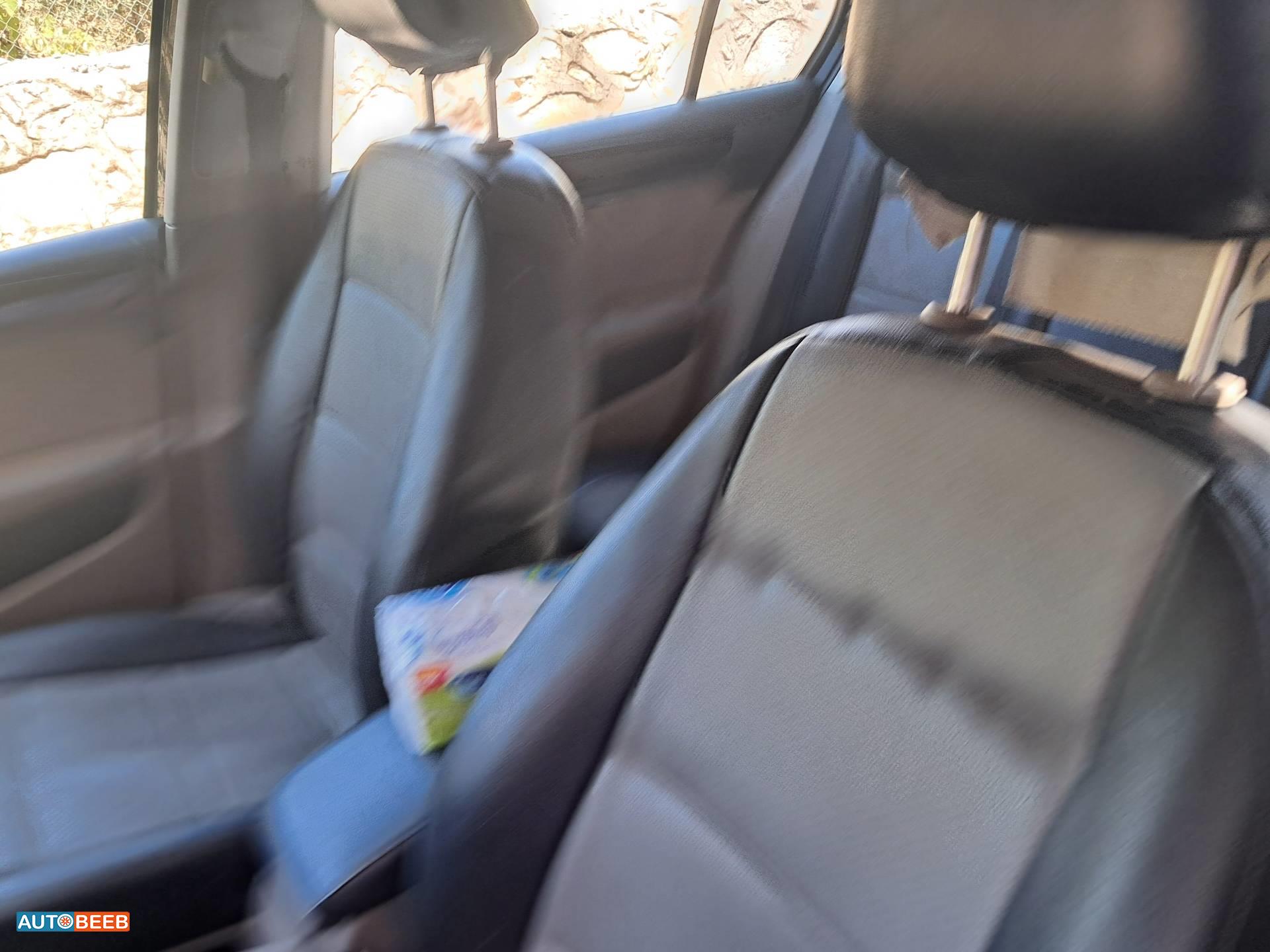 فولكس فاجن جولف MK 2011