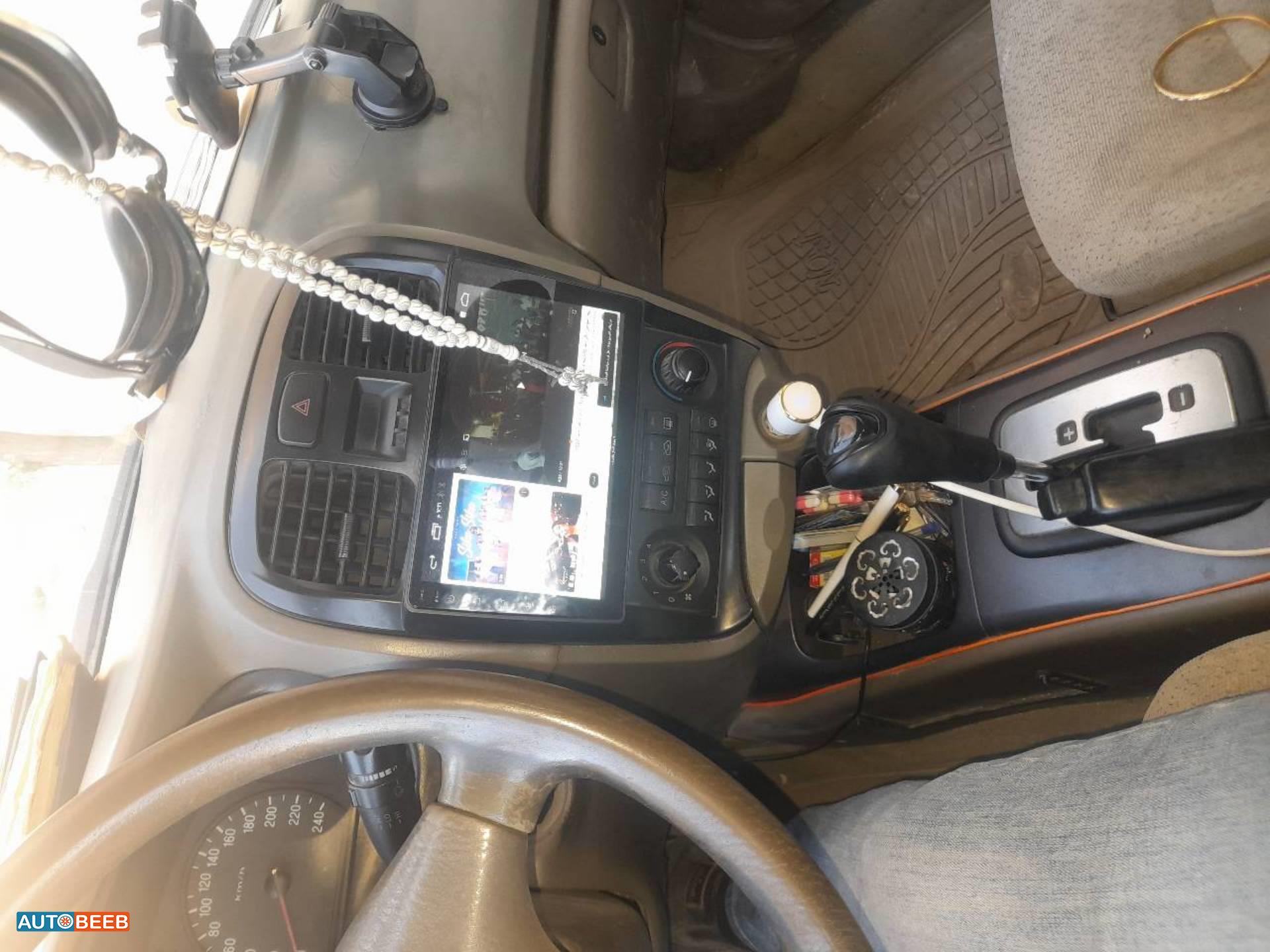 هيونداي سوناتا 2004