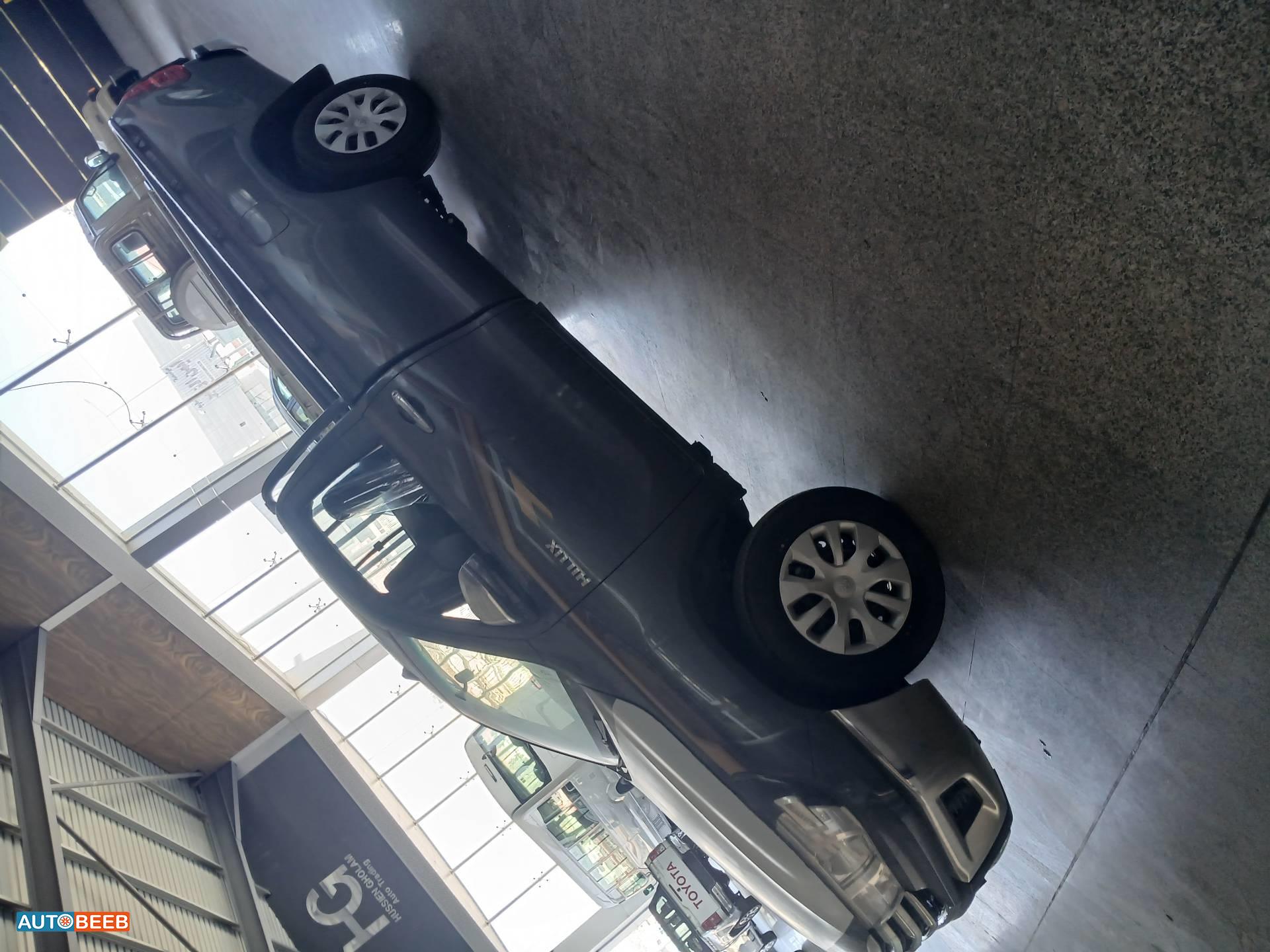 Toyota Hilux 2024