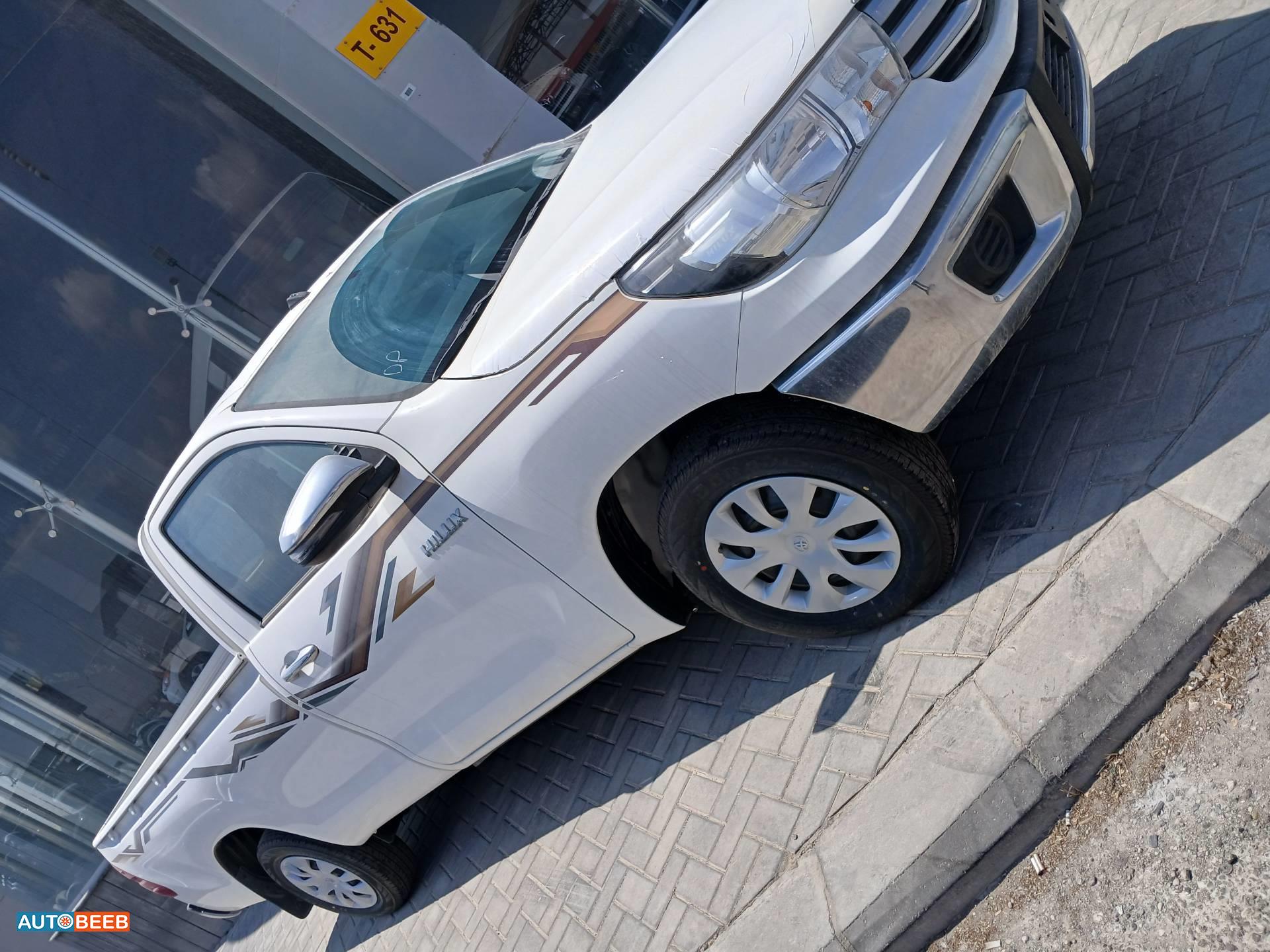 Toyota Hilux 2024
