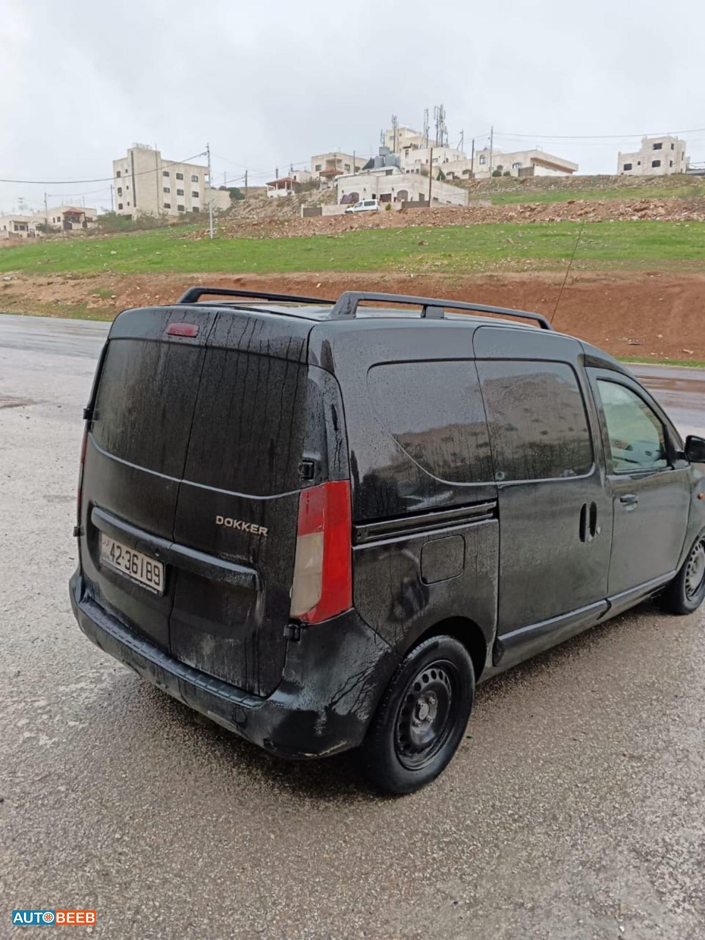 رينو دوكر 2015