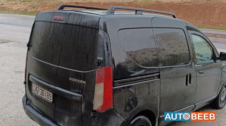 رينو دوكر 2015